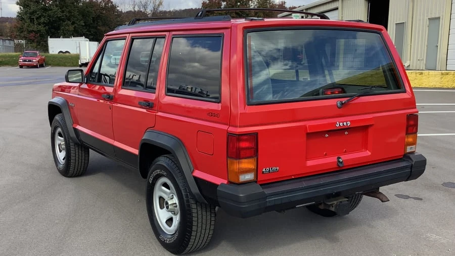 1996 Jeep XJ Cherokee - Image 12 of 31