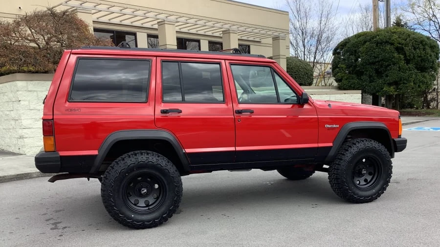 1996 Jeep XJ Cherokee - Image 6 of 31