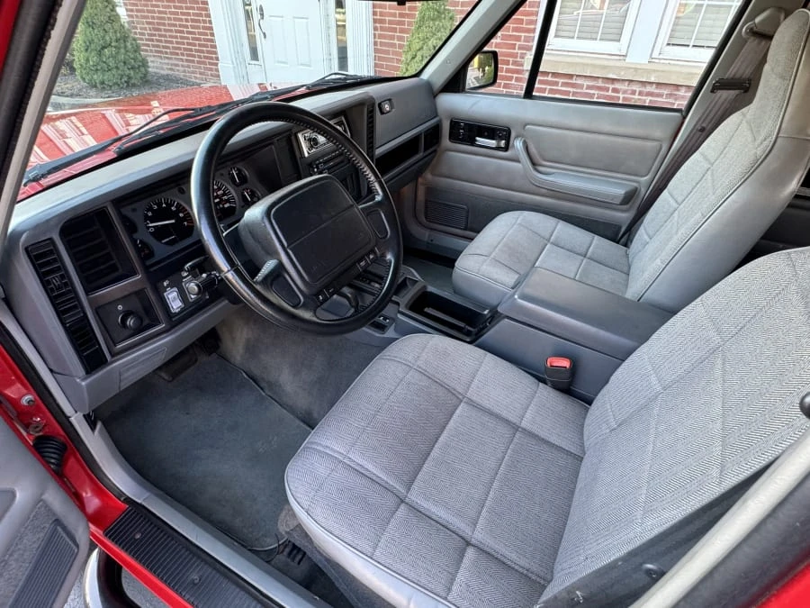 1996 Jeep XJ Cherokee - Image 6 of 10