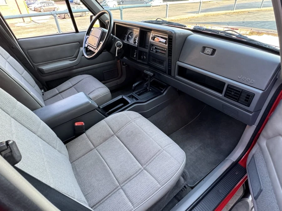 1996 Jeep XJ Cherokee - Image 9 of 10