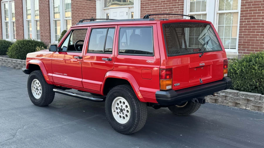 1996 Jeep XJ Cherokee - Image 3 of 10