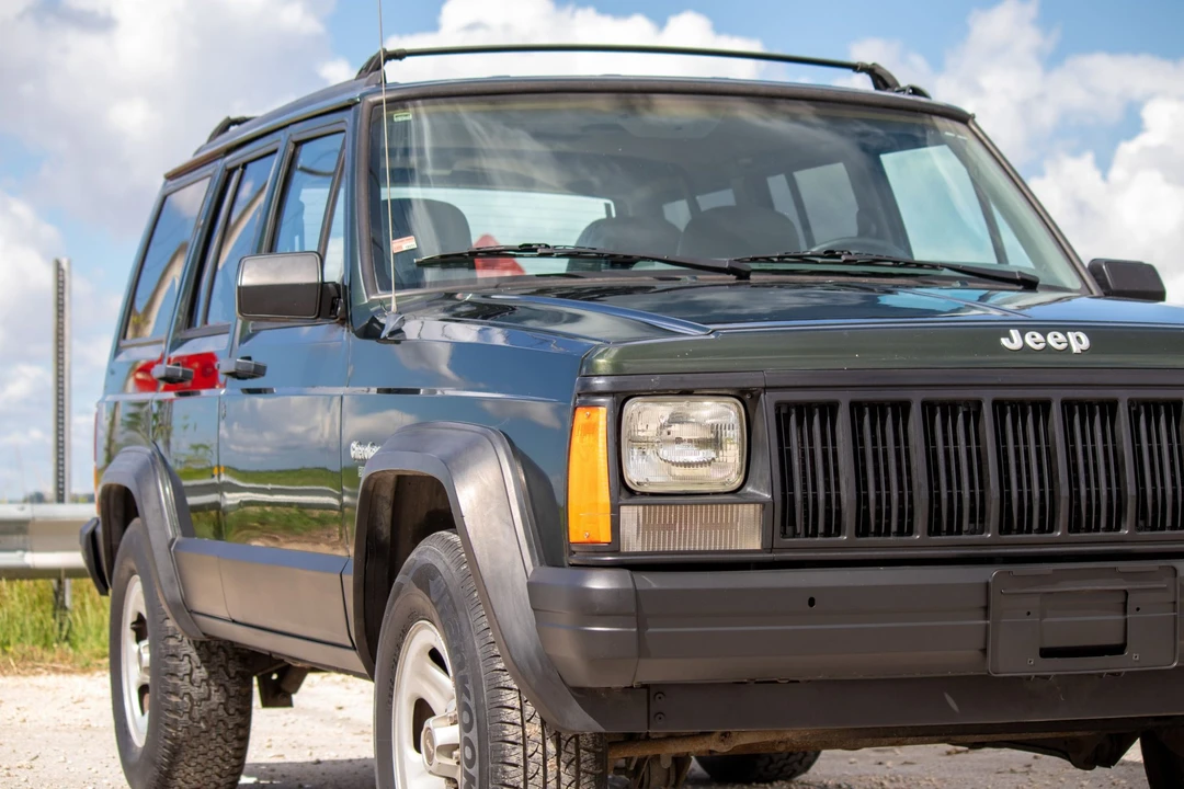 1996 Jeep XJ Cherokee - Image 21 of 31