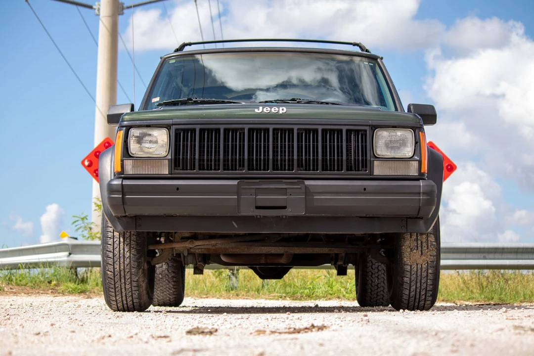 1996 Jeep XJ Cherokee - Image 5 of 31
