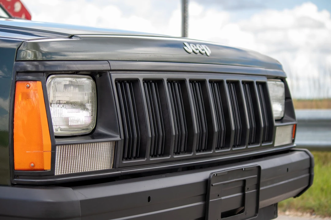 1996 Jeep XJ Cherokee - Image 30 of 31