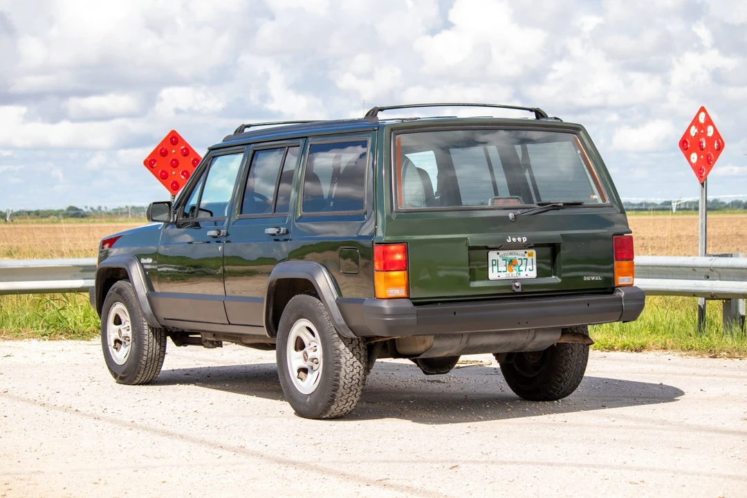 1996 Jeep XJ Cherokee - Image 12 of 31