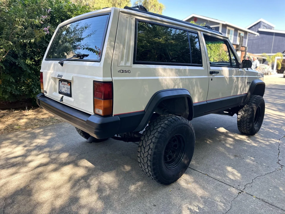 1996 Jeep XJ Cherokee - Image 24 of 31