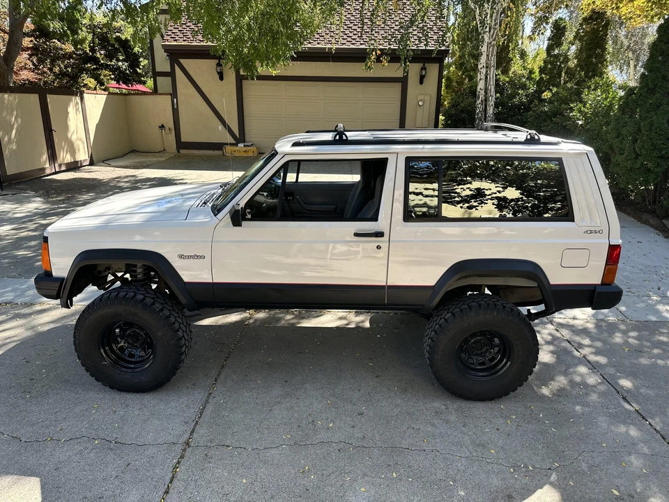 1996 Jeep XJ Cherokee - Image 14 of 31