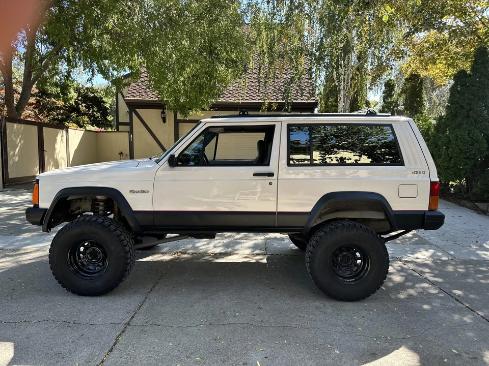 1996 Jeep XJ Cherokee - Image 13 of 31