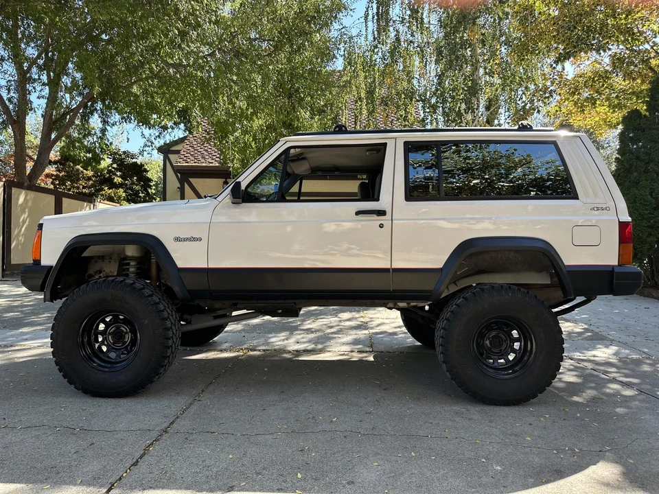 1996 Jeep XJ Cherokee - Image 12 of 31