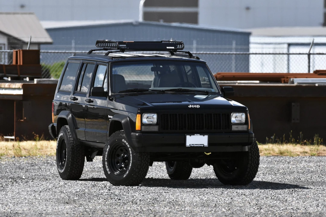 1996 Jeep XJ Cherokee - Image 13 of 31