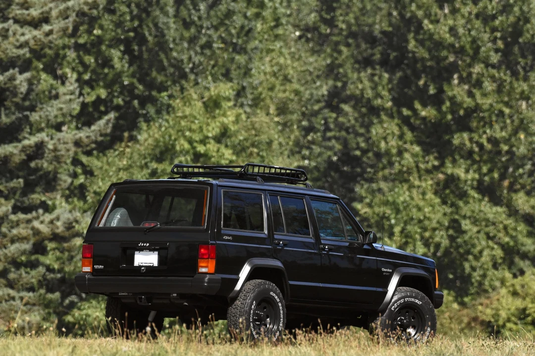 1996 Jeep XJ Cherokee - Image 8 of 31