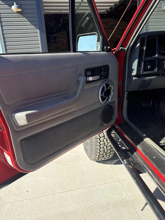 1996 Jeep XJ Cherokee - Image 17 of 31