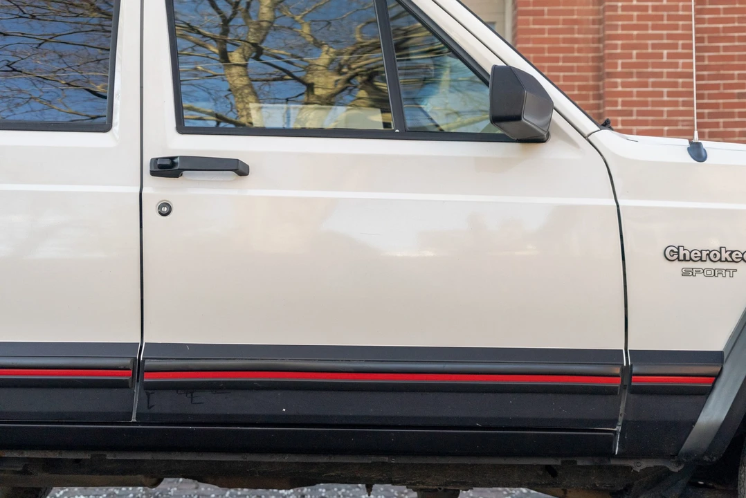 1996 Jeep XJ Cherokee - Image 28 of 31