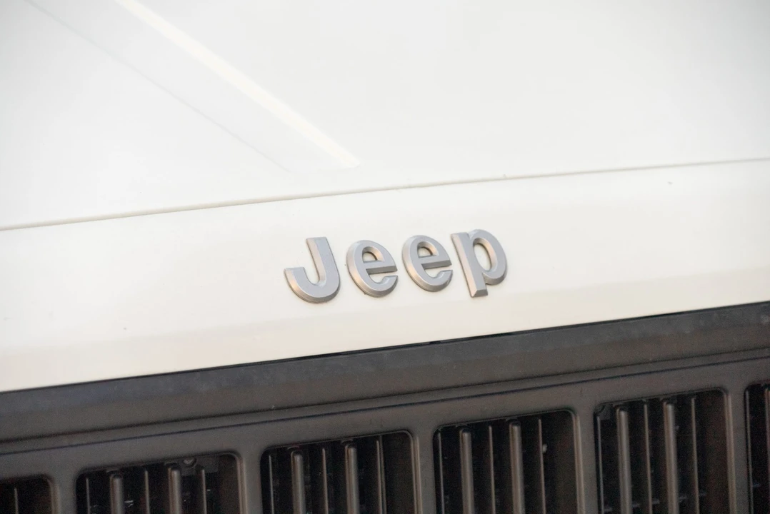 1996 Jeep XJ Cherokee - Image 24 of 31