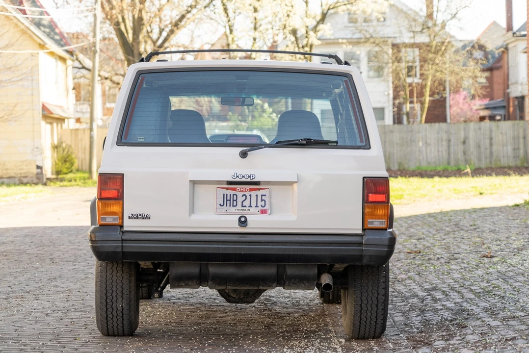 1996 Jeep XJ Cherokee - Image 5 of 31