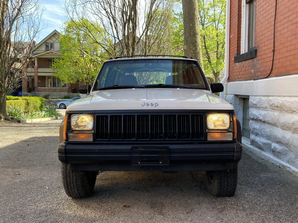 1996 Jeep XJ Cherokee - Image 12 of 31