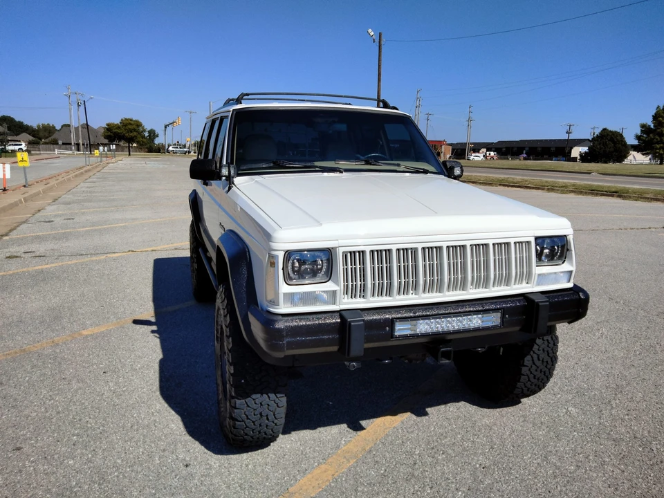 1996 Jeep XJ Cherokee - Image 9 of 31