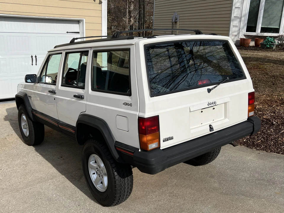 1996 Jeep XJ Cherokee - Image 7 of 31