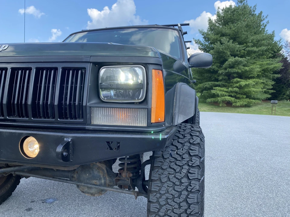 1996 Jeep XJ Cherokee - Image 19 of 31