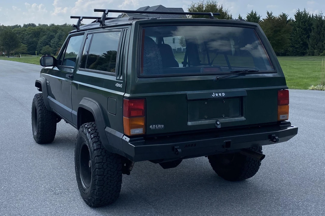 1996 Jeep XJ Cherokee - Image 4 of 31
