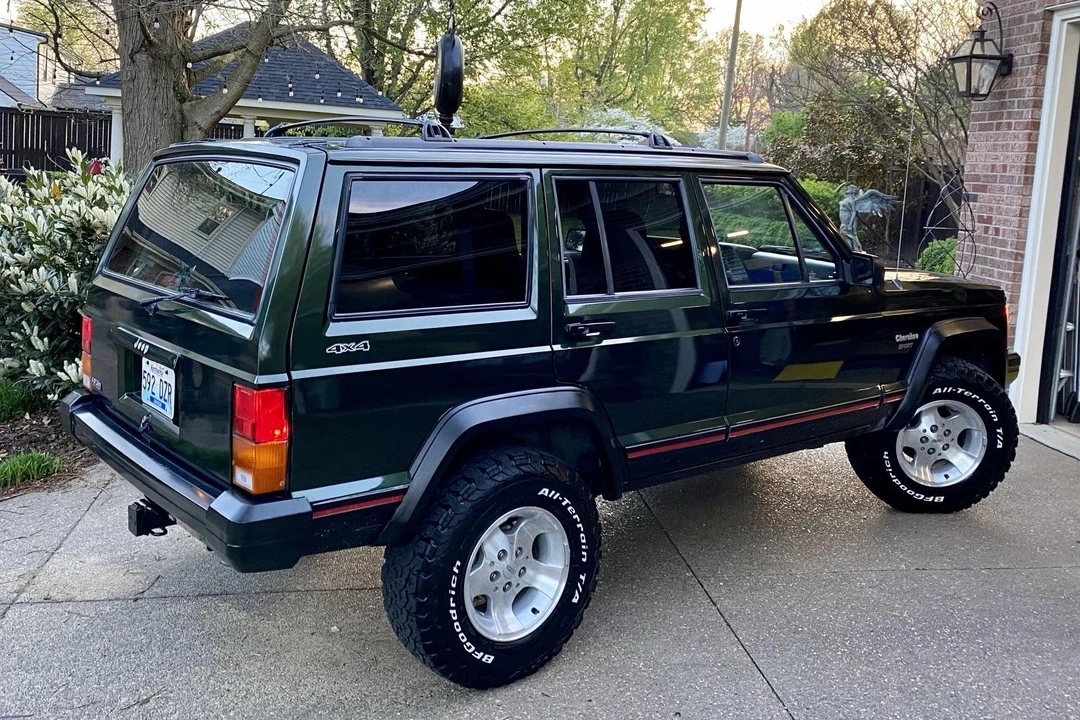 1996 Jeep XJ Cherokee - Image 5 of 16