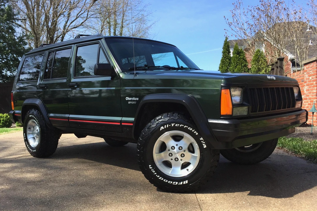 1996 Jeep XJ Cherokee - Image 8 of 16