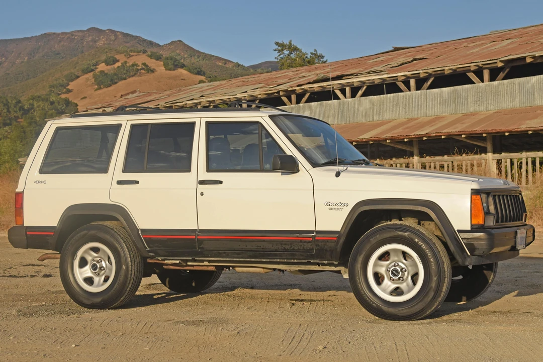 1996 Jeep XJ Cherokee - Image 18 of 31