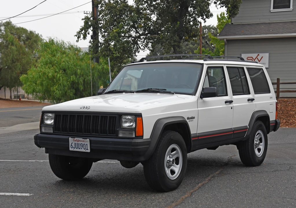 1996 Jeep XJ Cherokee - Image 8 of 31