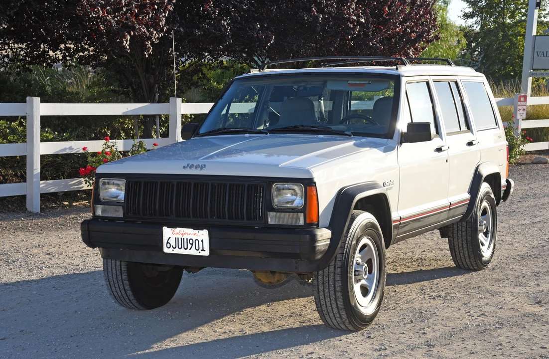 1996 Jeep XJ Cherokee - Image 7 of 31