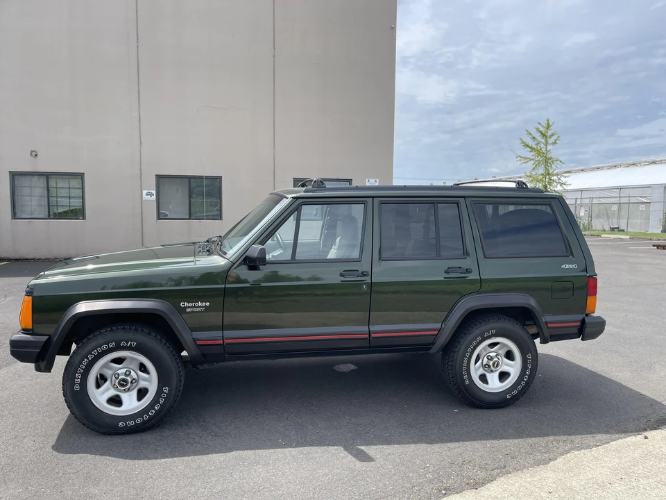 1996 Jeep XJ Cherokee - Image 11 of 31