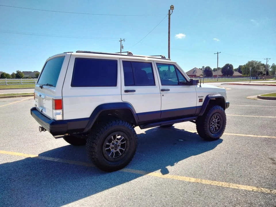 1996 Jeep XJ Cherokee - Image 21 of 31