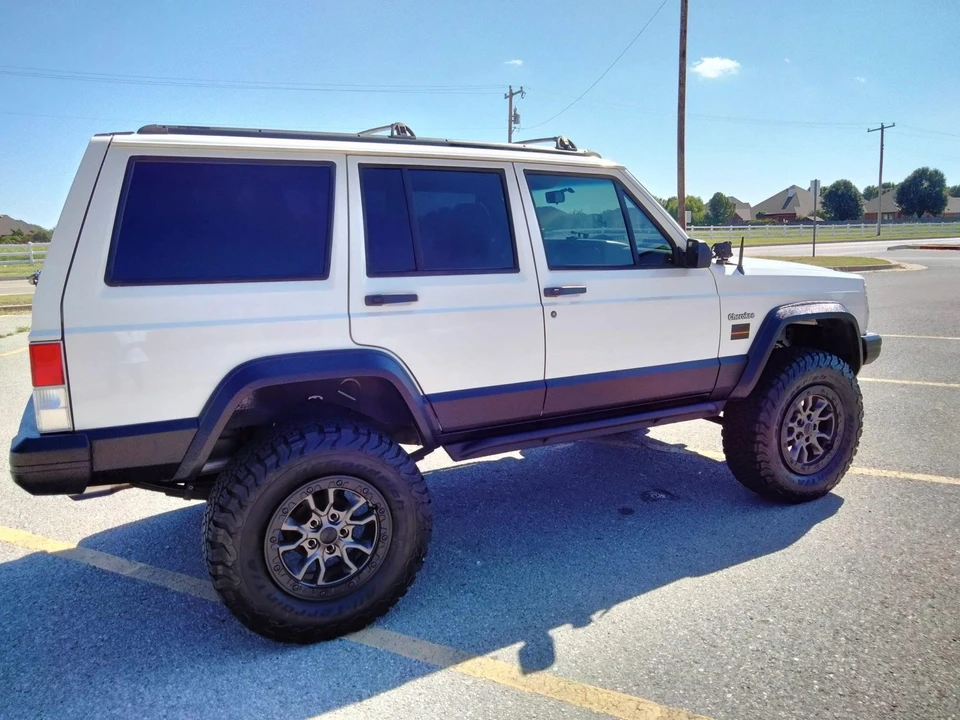 1996 Jeep XJ Cherokee - Image 23 of 31