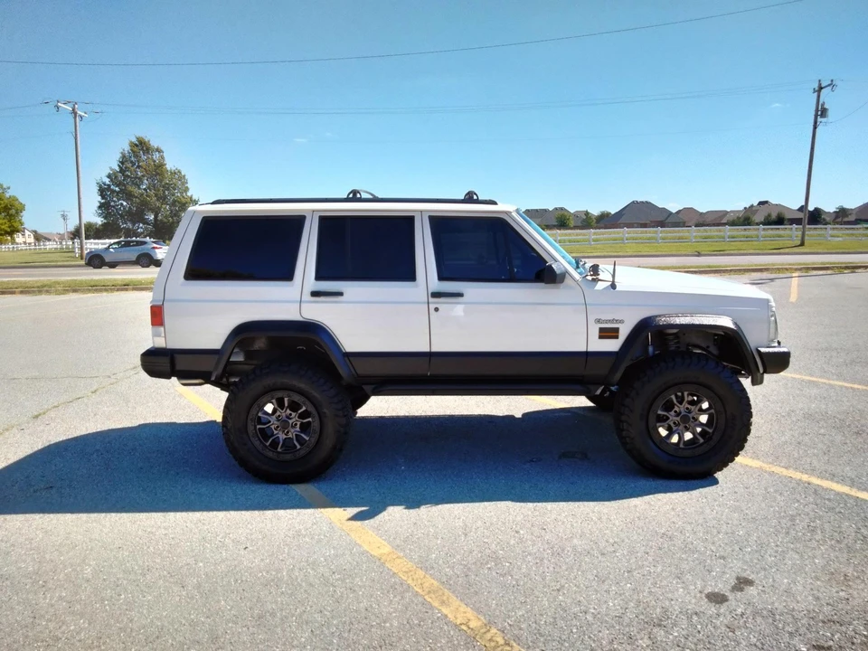 1996 Jeep XJ Cherokee - Image 26 of 31