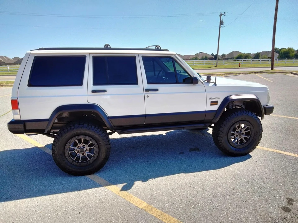 1996 Jeep XJ Cherokee - Image 24 of 31