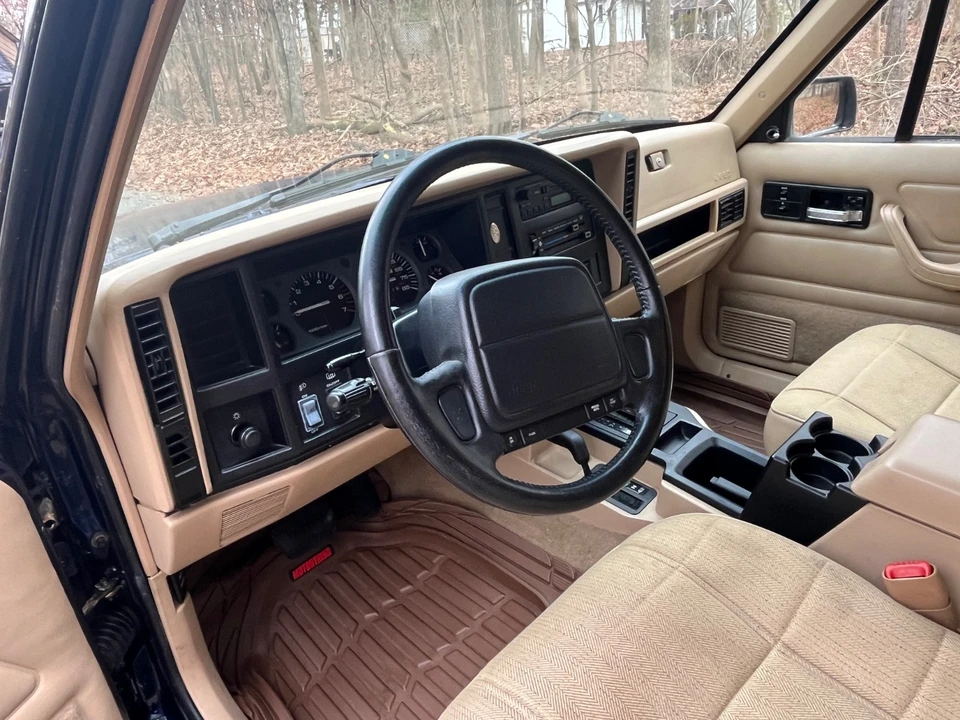 1996 Jeep XJ Cherokee - Image 12 of 21