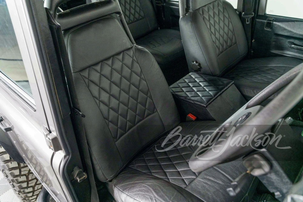 1996 Land Rover Defender 110 - Image 3 of 6