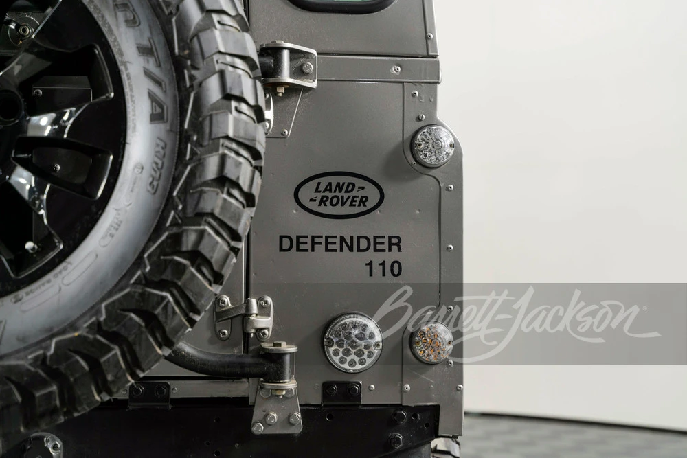 1996 Land Rover Defender 110 - Image 4 of 6