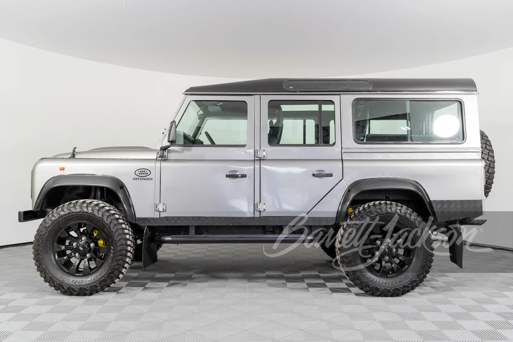 1996 Land Rover Defender 110 - Image 6 of 6