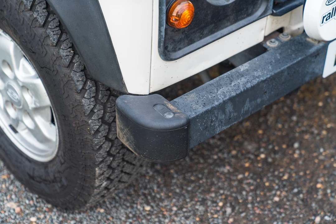 1996 Land Rover Defender 110 - Image 25 of 31