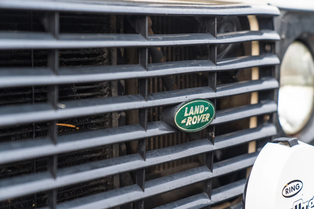 1996 Land Rover Defender 110 - Image 30 of 31