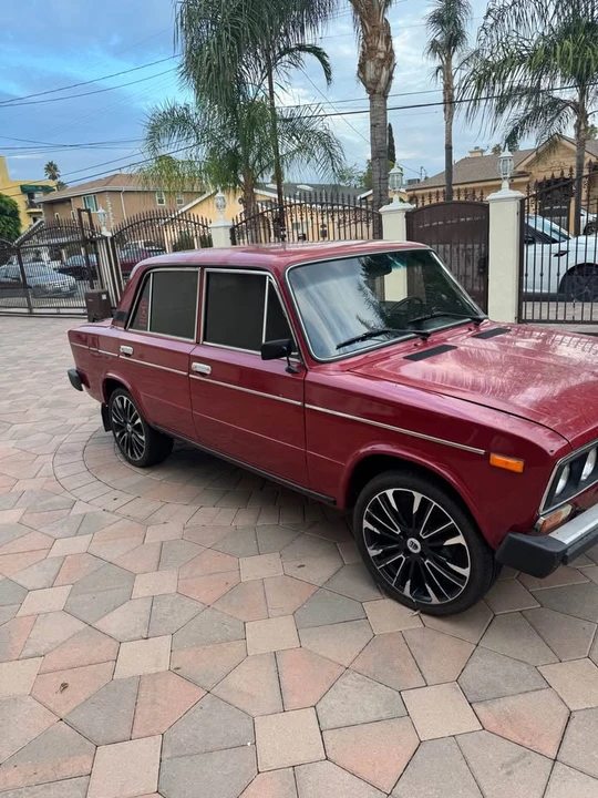 1996 Lada - Image 2 of 8