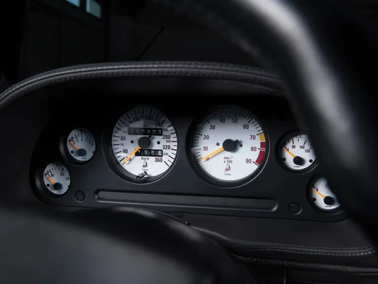 1996 Lamborghini Diablo SE30 - Image 14 of 31