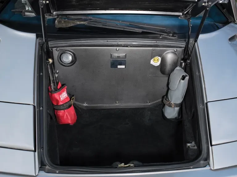 1996 Lamborghini Diablo SE30 - Image 28 of 31