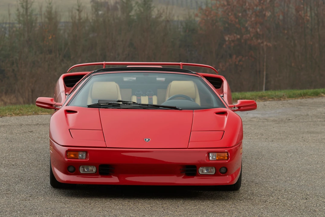 1996 Lamborghini Diablo VT - Image 2 of 7