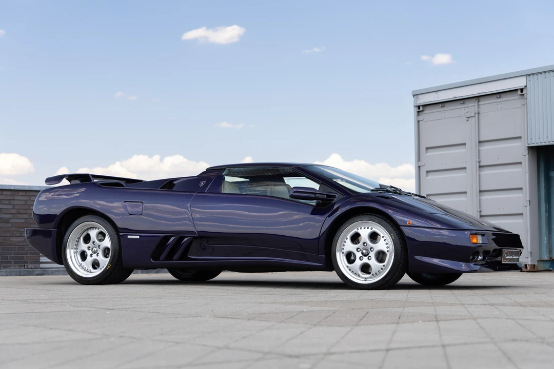 1996 Lamborghini Diablo VT - Image 16 of 31