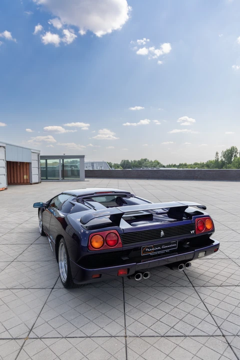 1996 Lamborghini Diablo VT - Image 23 of 31
