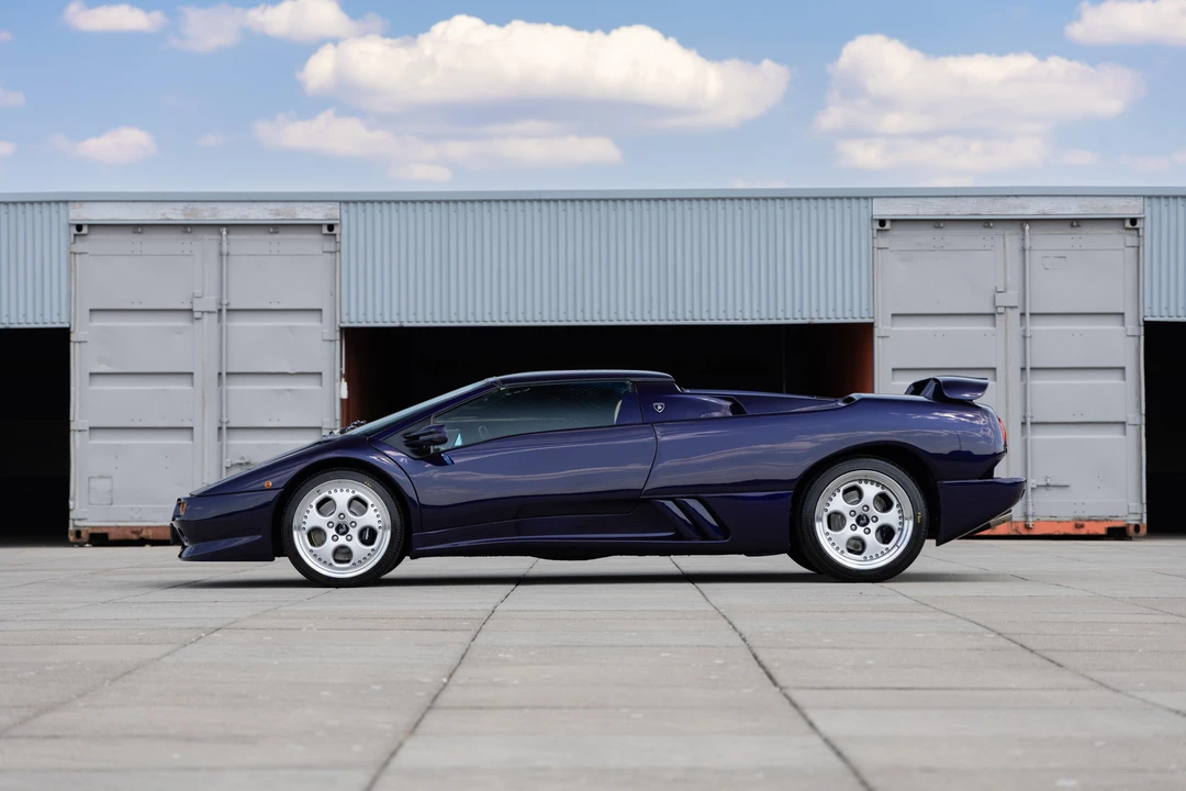 1996 Lamborghini Diablo VT - Image 10 of 31