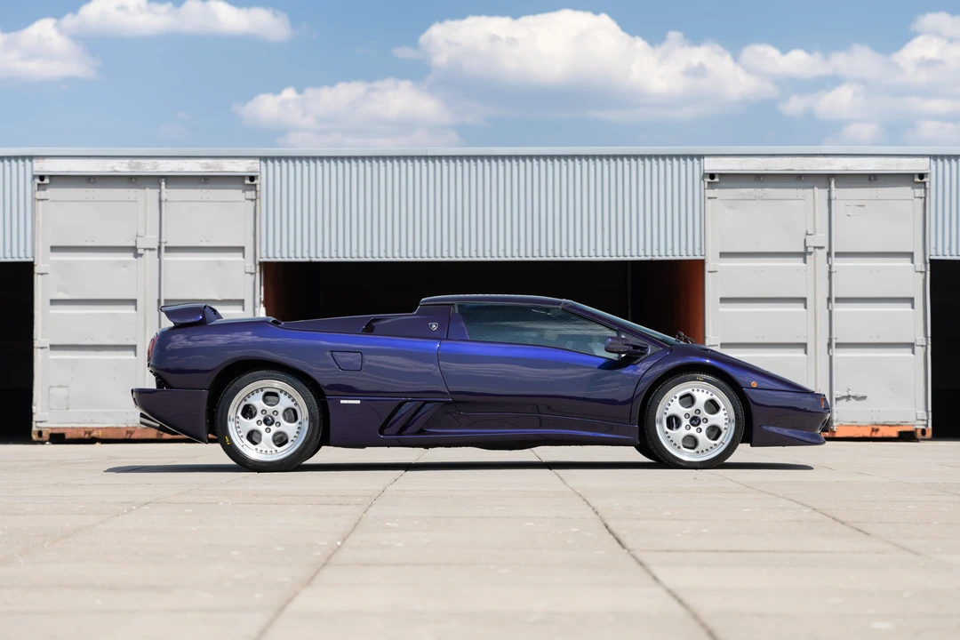 1996 Lamborghini Diablo VT - Image 14 of 31