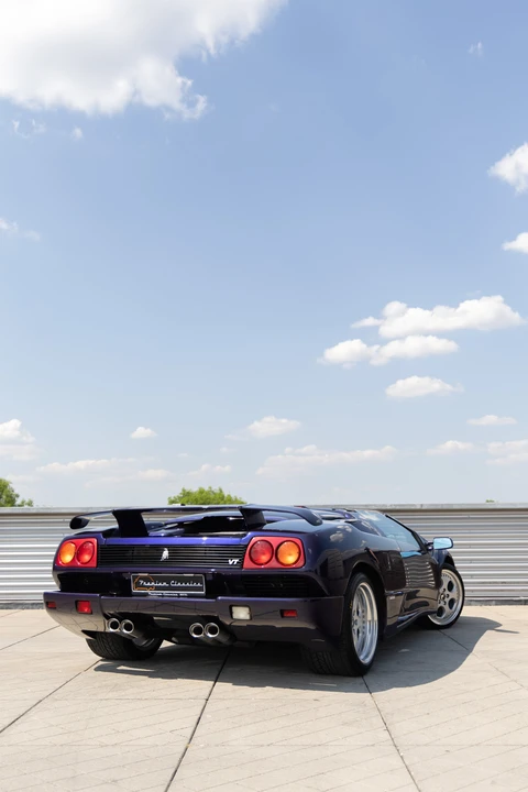 1996 Lamborghini Diablo VT - Image 25 of 31