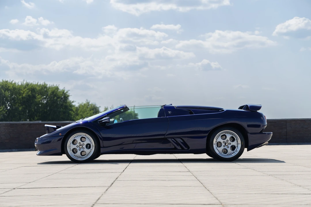 1996 Lamborghini Diablo VT - Image 21 of 31